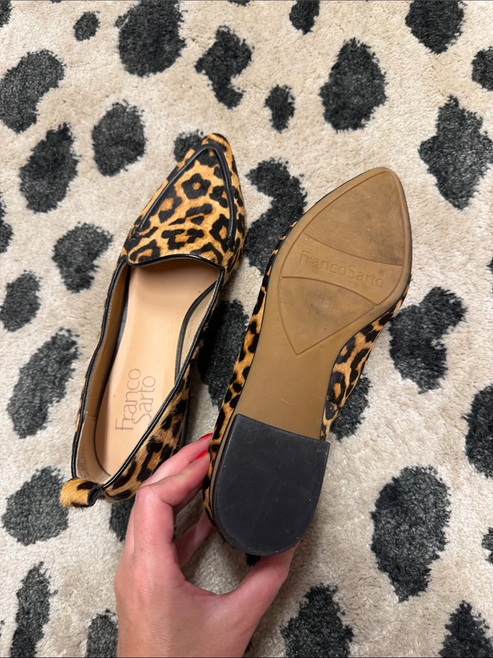 Franco Sarto classic pointed